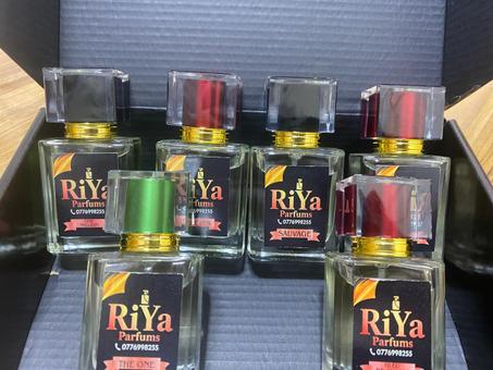 👔 باك الفخامة الرجالي – 6 عطور تعبّر عنك بكل لحظة