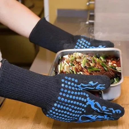 قفازات ضد الحرارة والنار