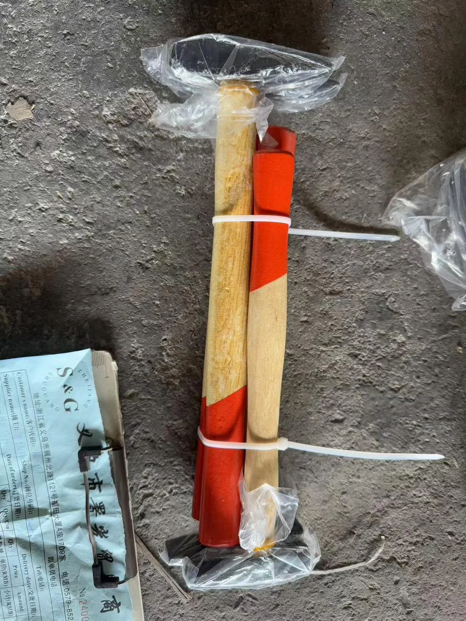 مطرقة عود نجار على 4 45\48