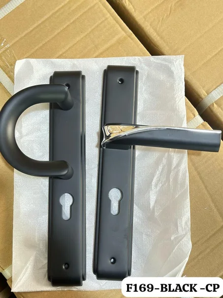 بواني بوالير اسود