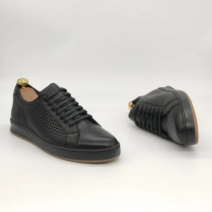 Baskets en cuir véritable noir avec design tressé élégant et raffiné