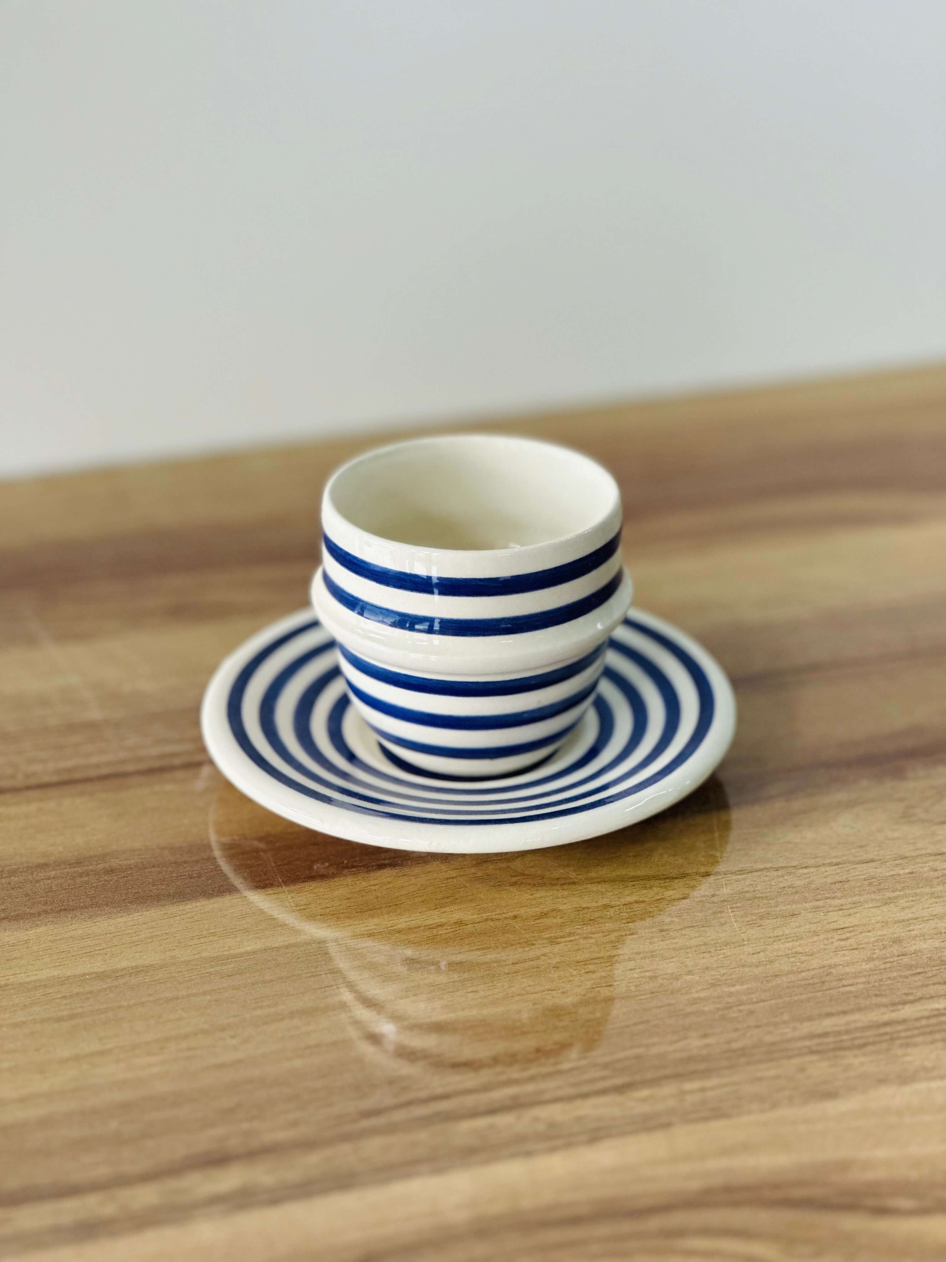 Tasse et Sous Tasse Coquille Espresso Anneau Majorelle
