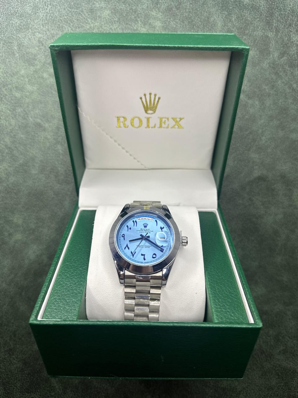 Rolex chiffres et jours arabe