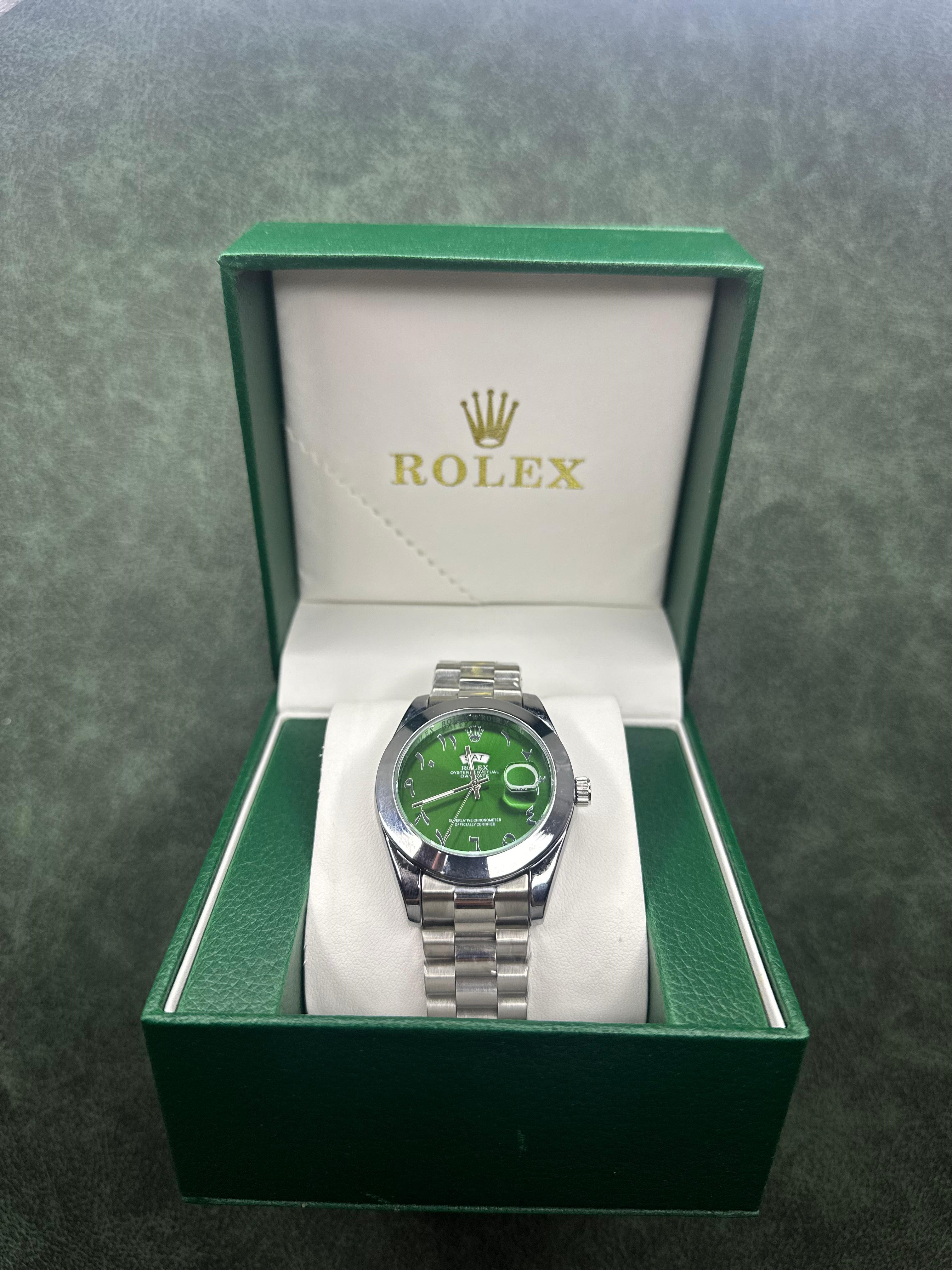 Rolex Chiffres arabes et jour