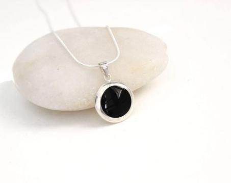 COLLIER ONYX