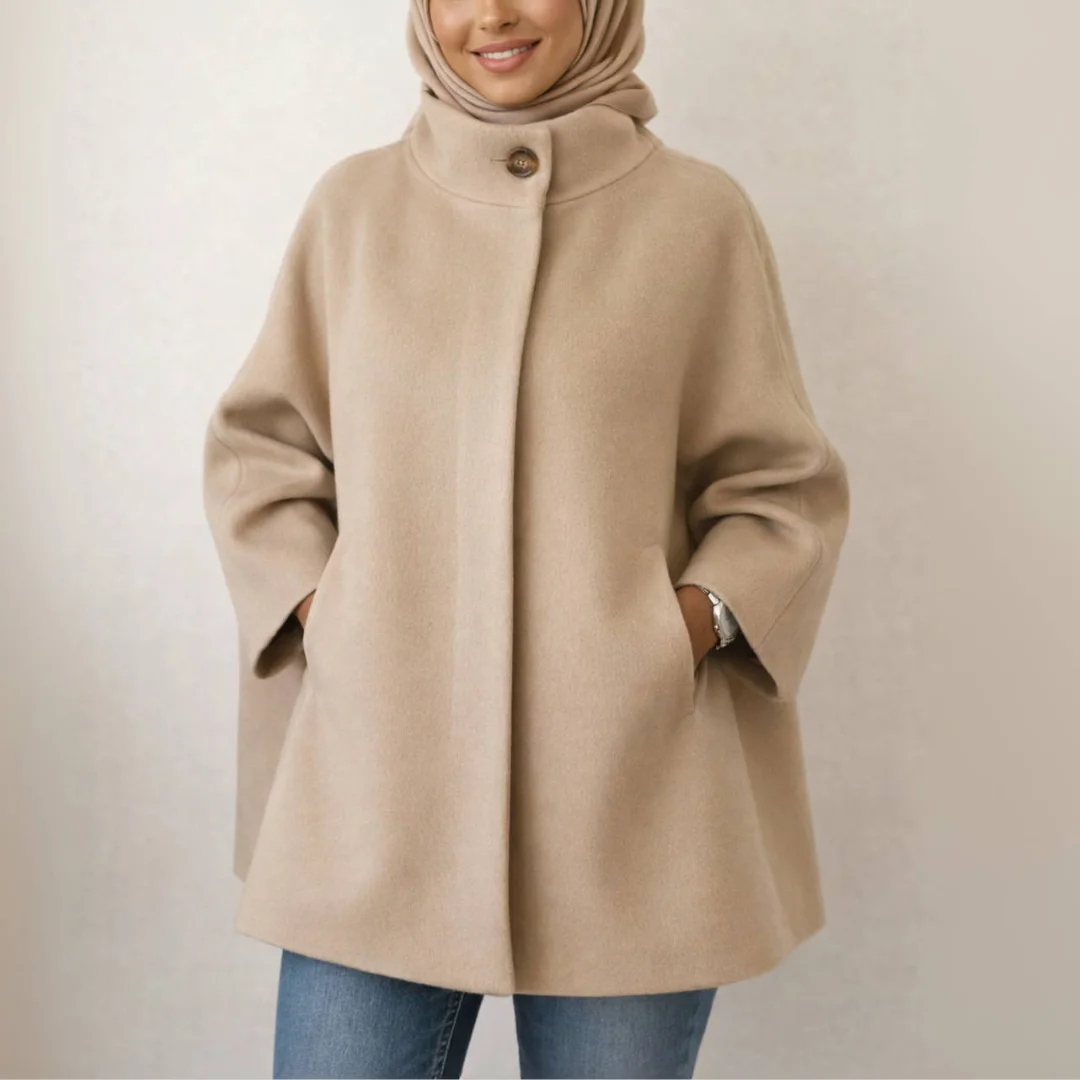 Cape manteau ample à col montant en beige – Femme (hijab friendly)