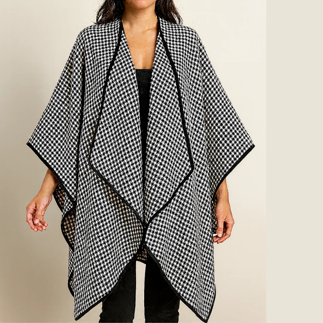 Cape en Tissu Channel Noir et Blanc – Élégante et Chic
