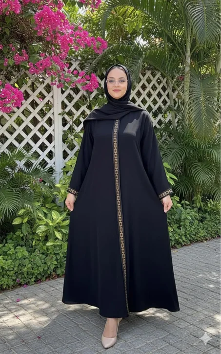 عباية / كسوة سوداء راقية بتطريز فاخر