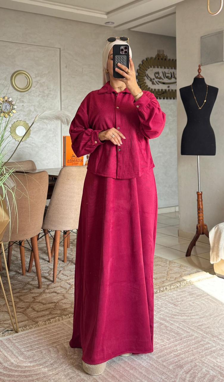 🌸 الطقم القطيفة الدافئ – أناقة مريحة يوميًا