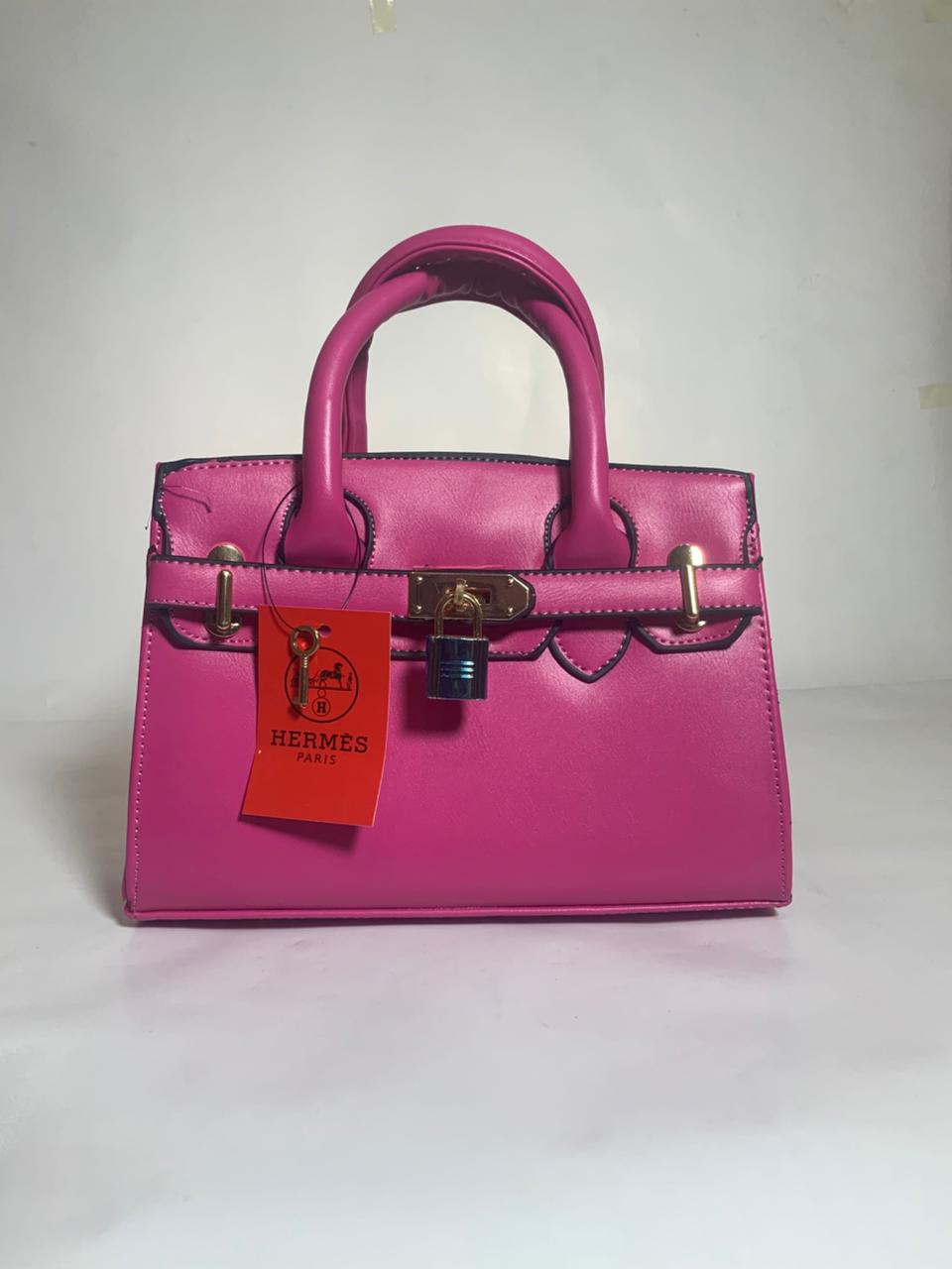 👜 Sac à main élégant de Hermès Paris – Un symbole de luxe et de raffinement