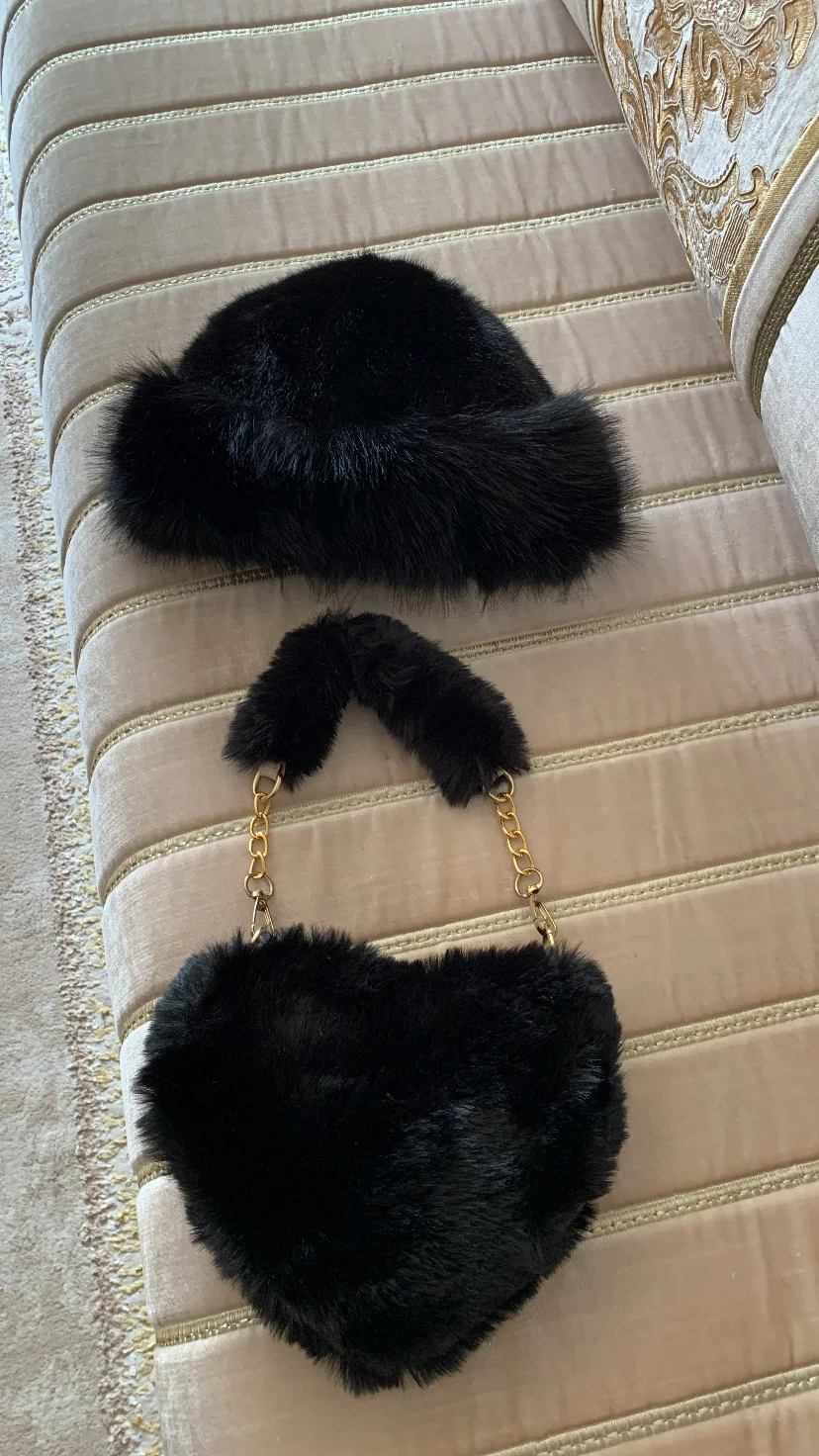 pack sac et bonnet fourrure