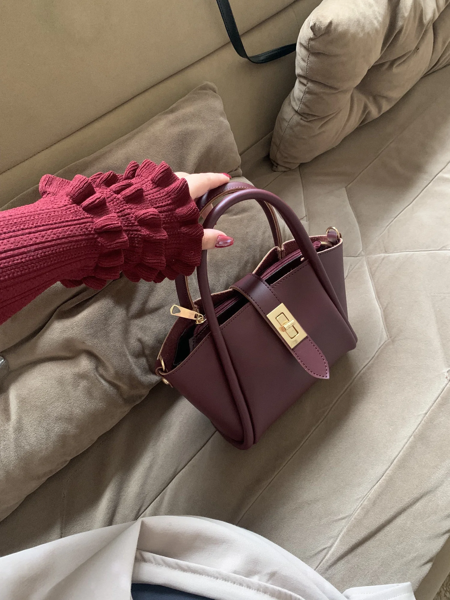 sac burgundy