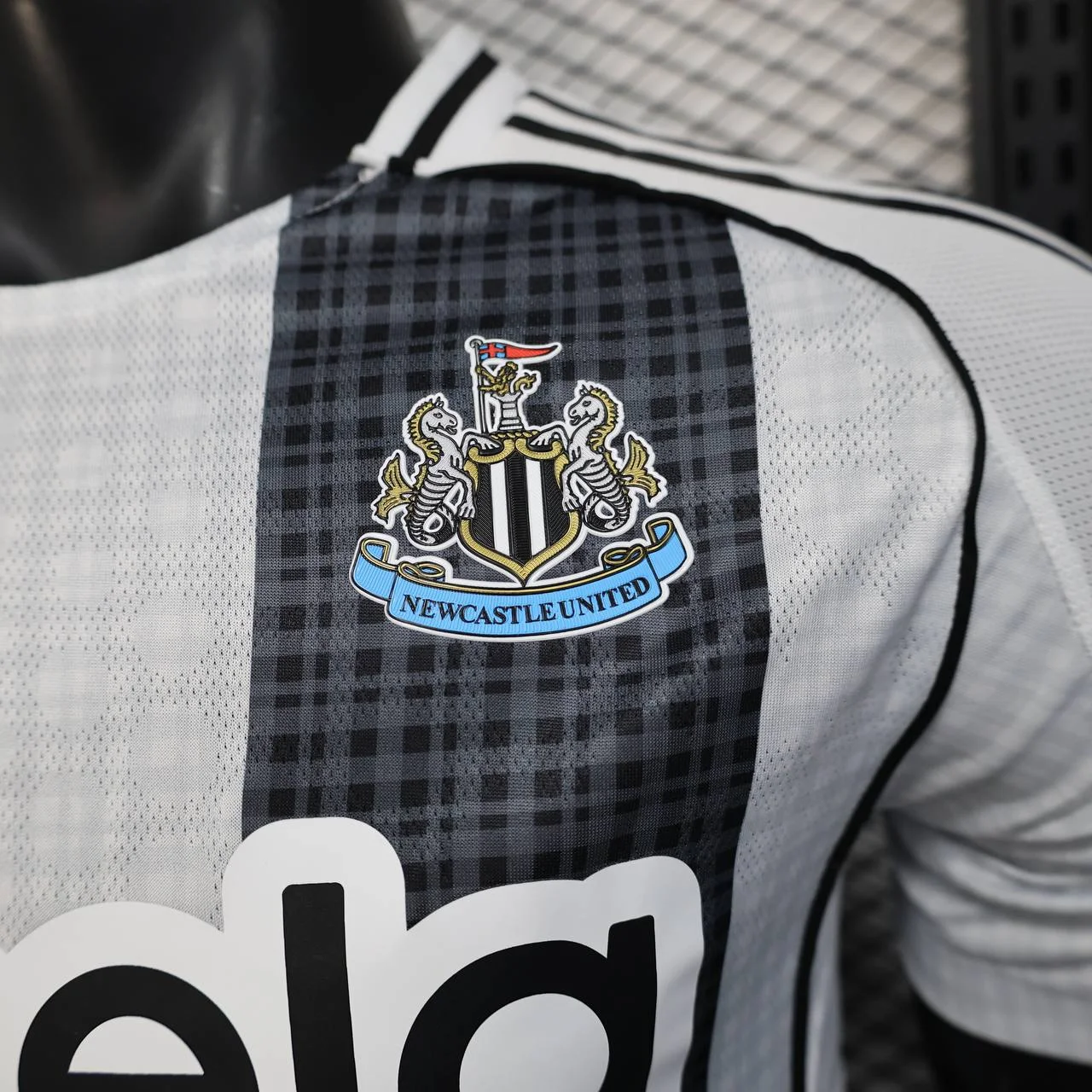 Newcastle 2025/26 Home kit player version