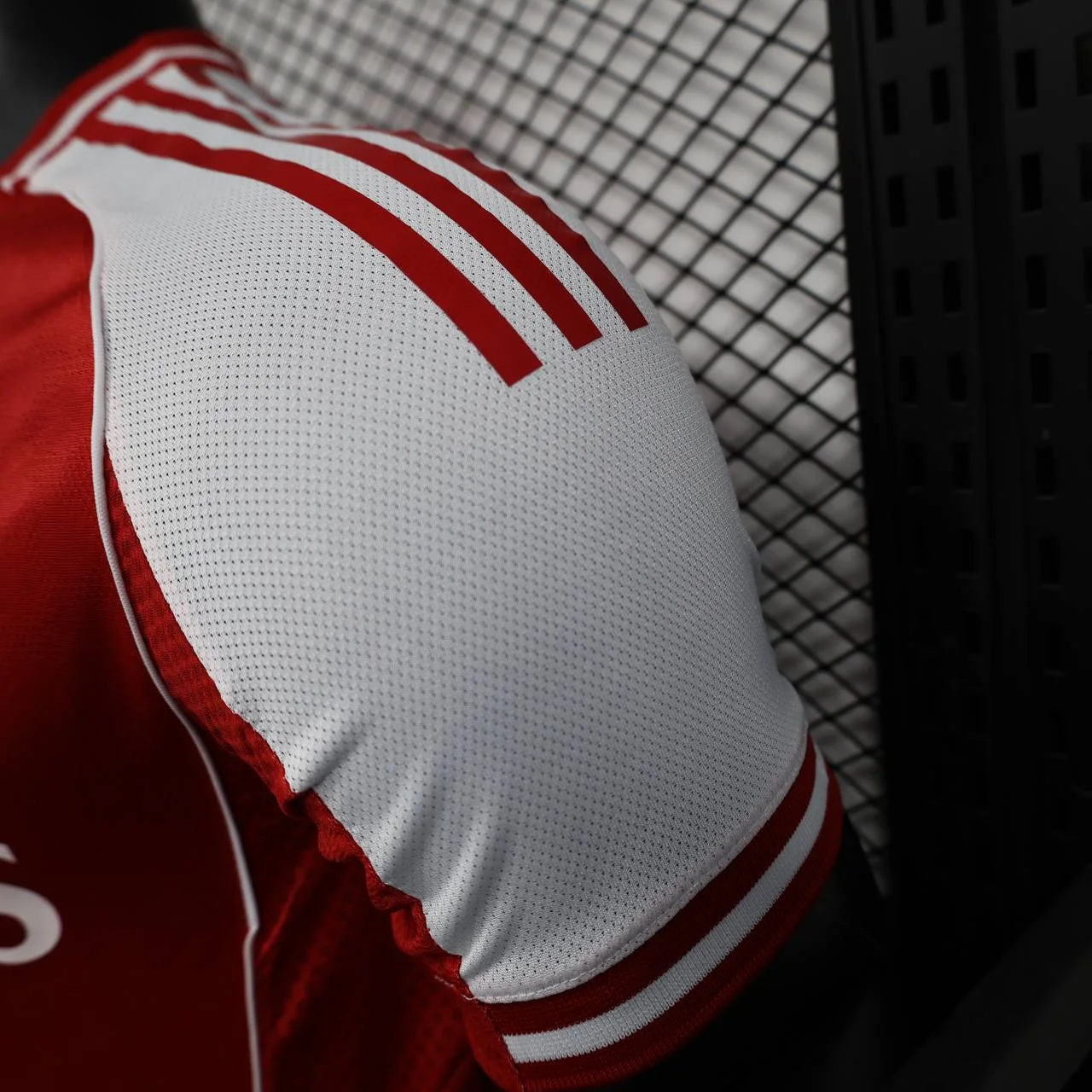 ARSENAL 25/26 HOME KIT PLAYER VERSION