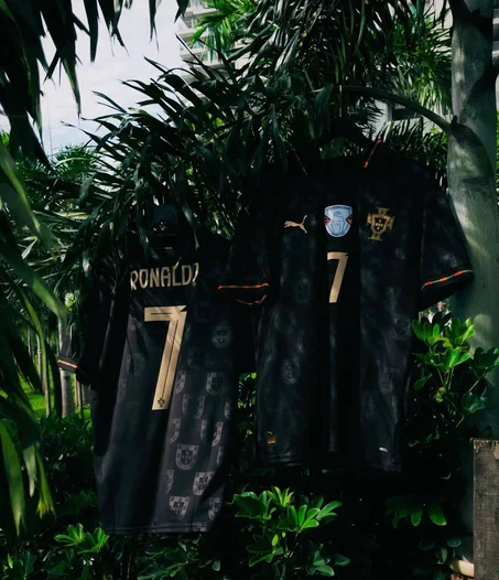 PORTUGAL EUSEBIO EDITION RONALDO JERSEY PLAYER VERSION