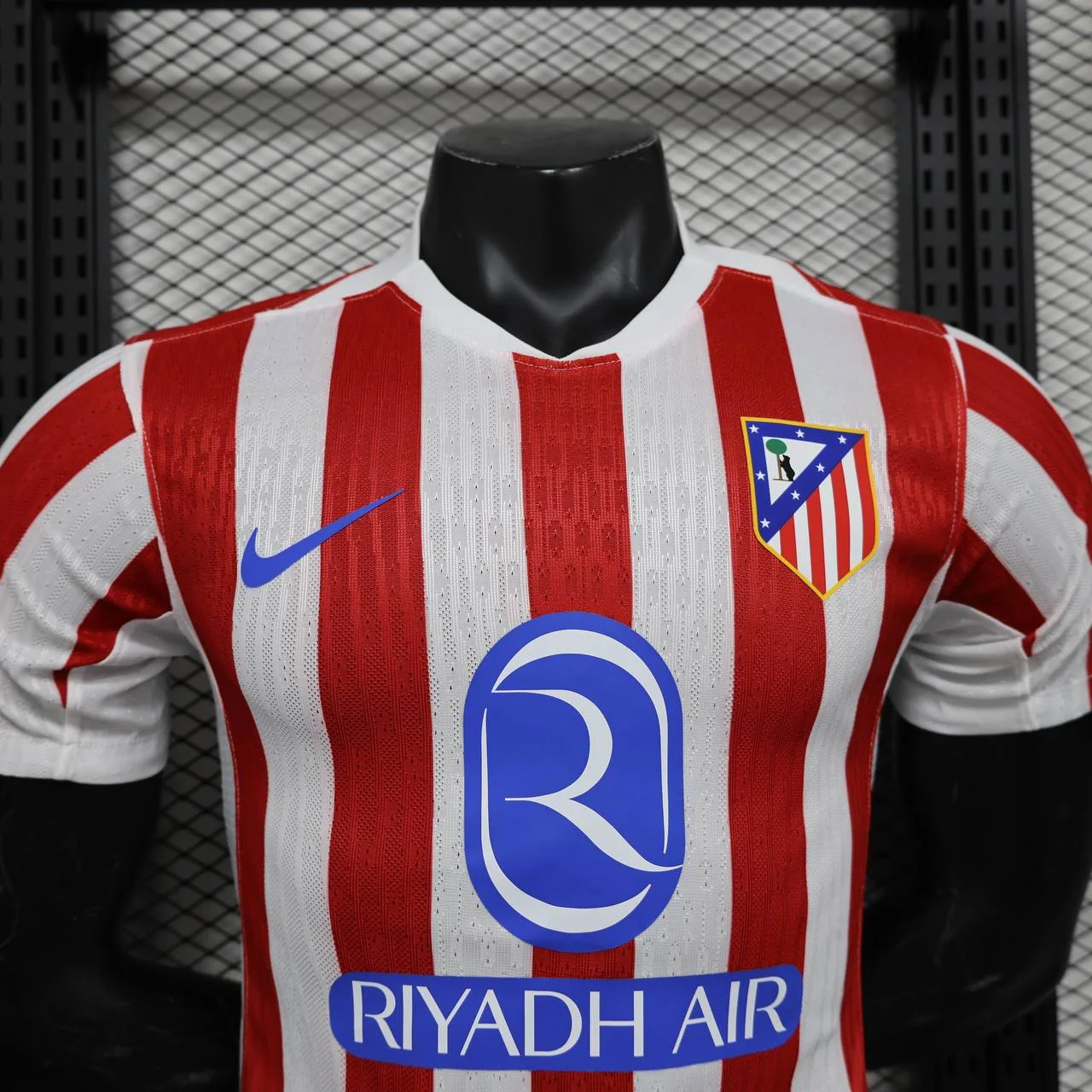 Atletico Madrid 2025/26 Home kit player version