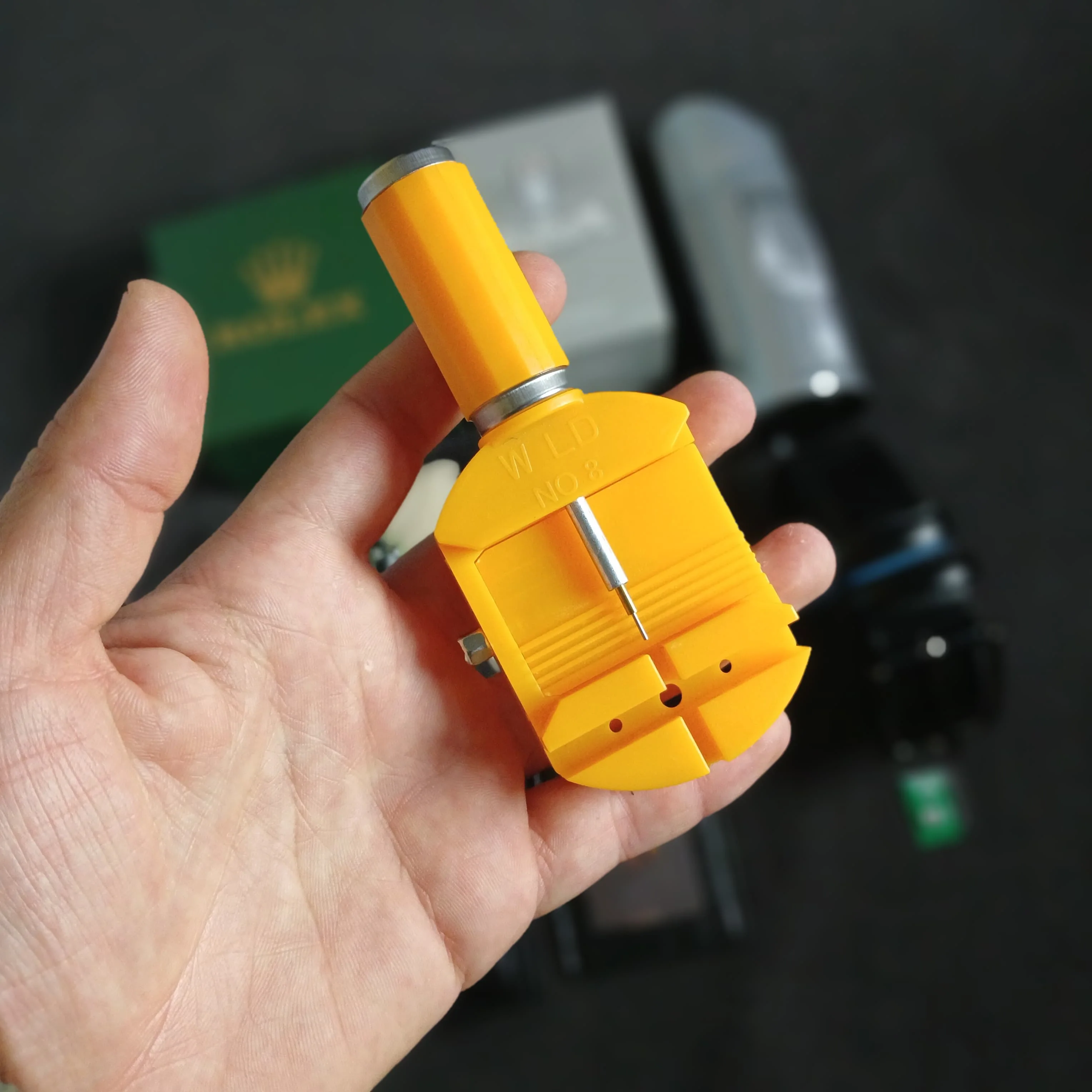 باك روليكس الملكي 9 قطع – الفخامة في صندوق واحد لإطلالة رجالية متكاملة ⌚💼✨