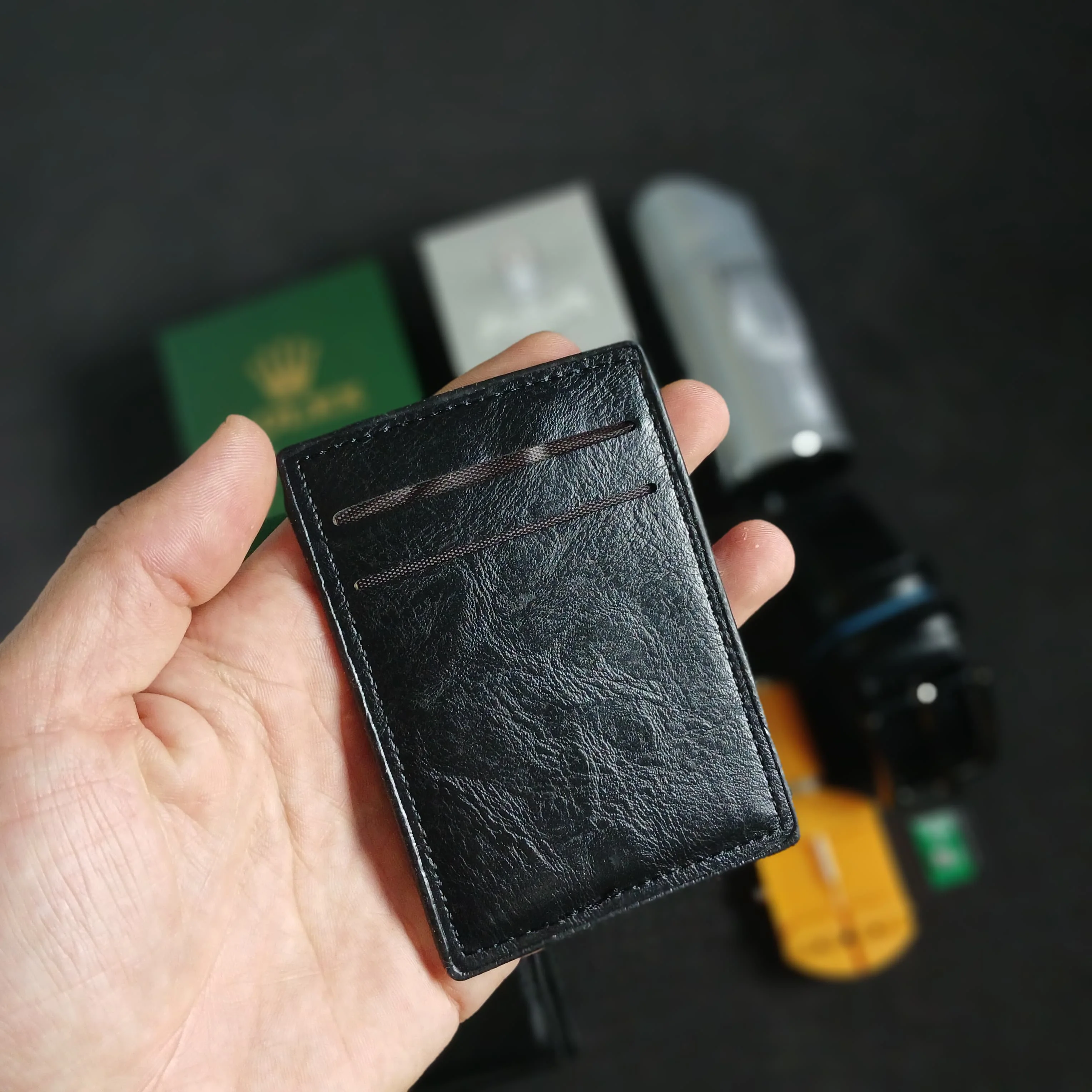 باك روليكس الملكي 9 قطع – الفخامة في صندوق واحد لإطلالة رجالية متكاملة ⌚💼✨