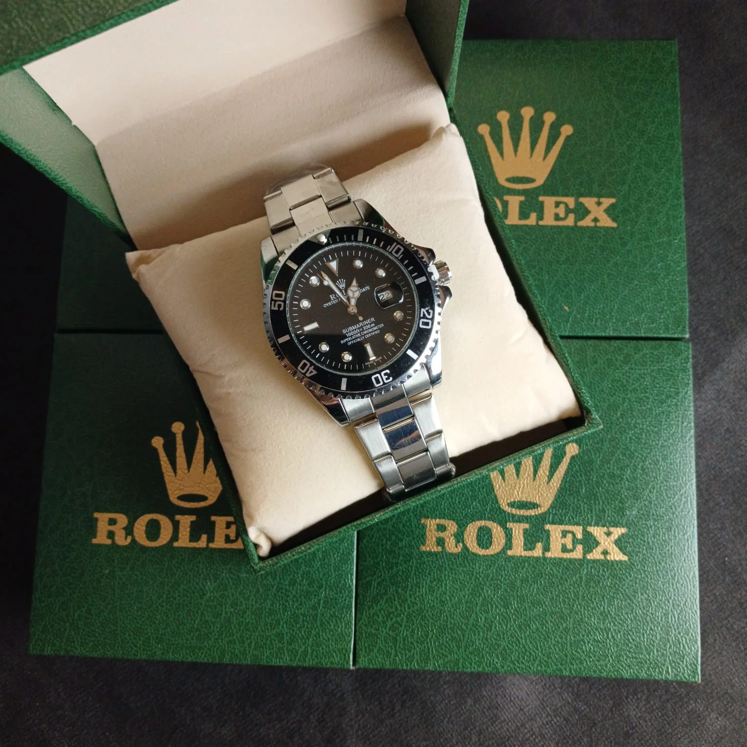 باك روليكس الملكي 9 قطع – الفخامة في صندوق واحد لإطلالة رجالية متكاملة ⌚💼✨