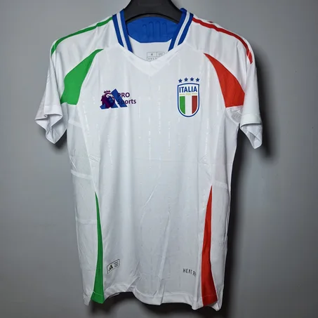 قميص ايطاليا الابيض