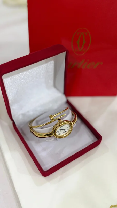 Cartier Bracelet Femme avec braclet Clou