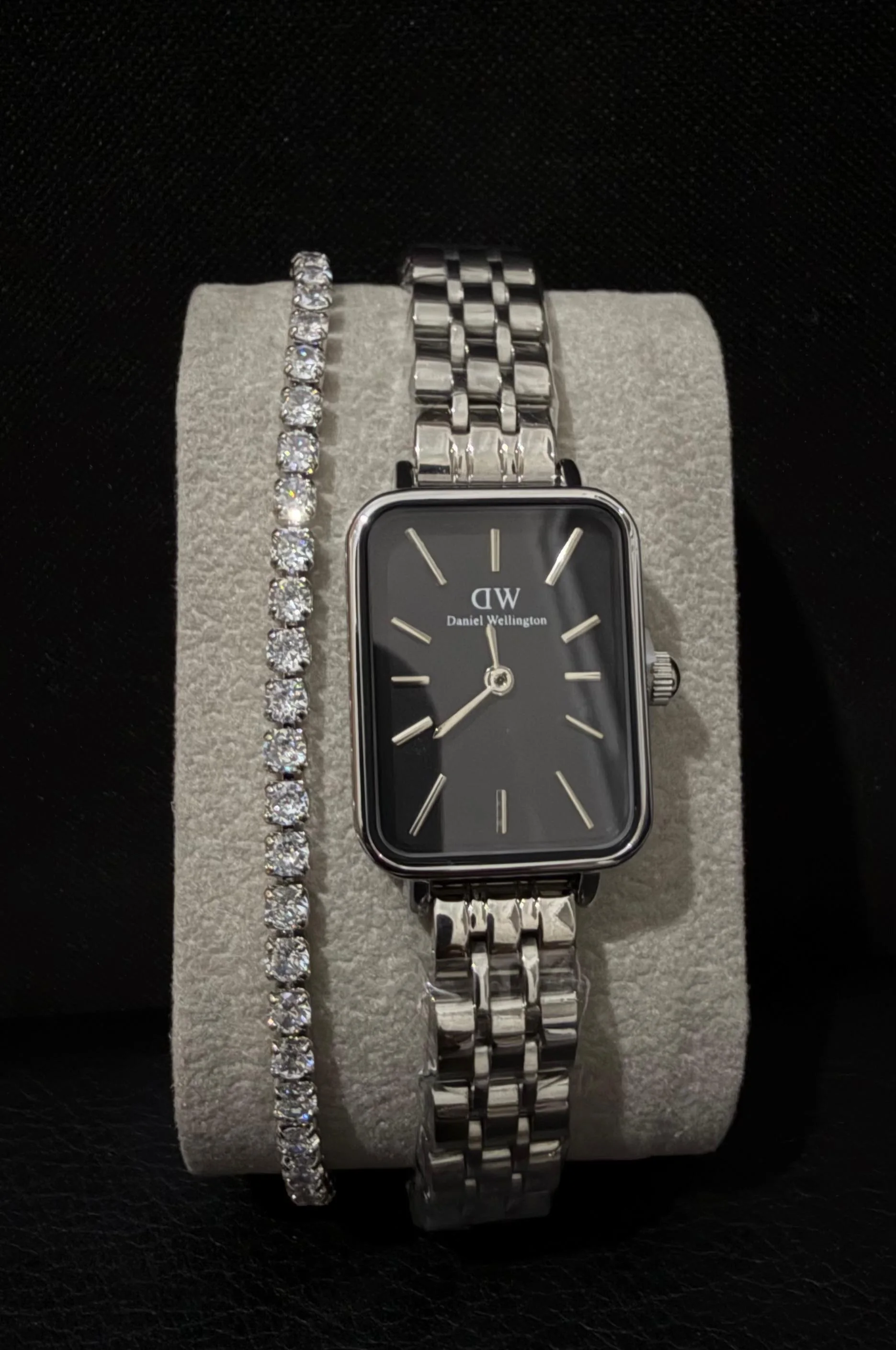 Daniel Wellington femme avec rivière Argentée