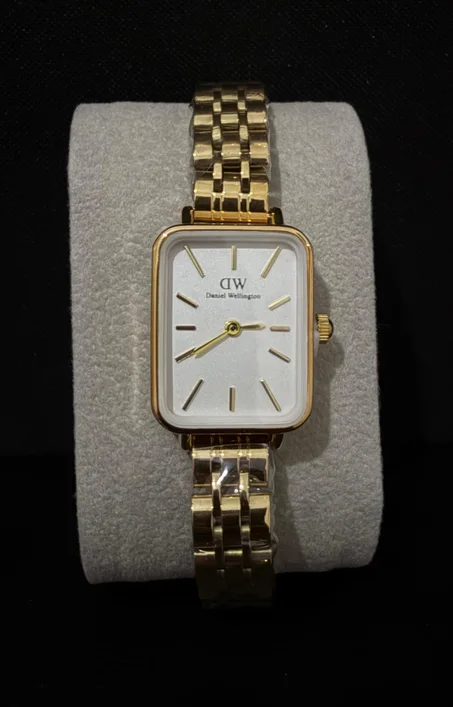 Daniel Wellington femme – Montre Carrée Bicolore