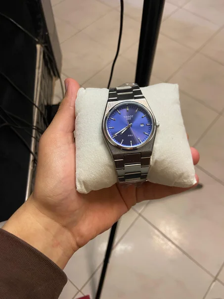 TISSOT ACIER BOITE SIMPLE / GRIS TABLEAU BLEU NUIT