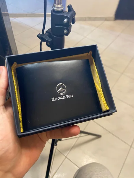 PORTE MONNAIE MERCEDES HOMMES