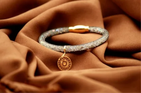 BR-004 bracelet en or 18k