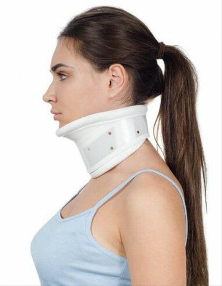 Collier Cervical Rigide Avec Appui Mentonnier C3