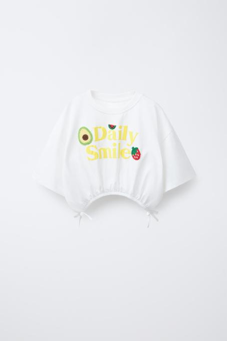 short sleeve T-shirt.