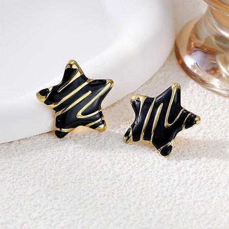 Star Black Earrings