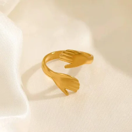 Hug Ring