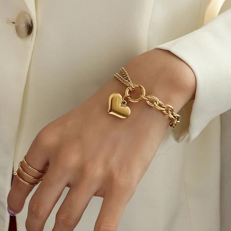 Anok Golden Love Heart Bracelet