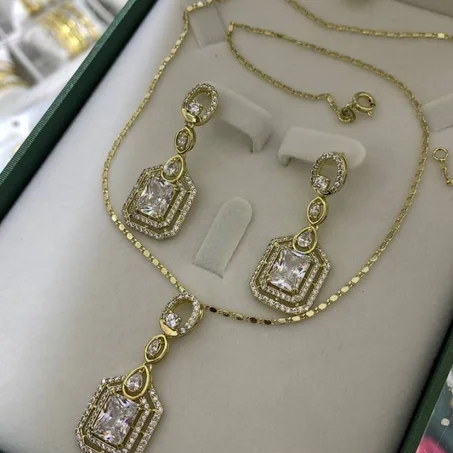 حلقات طوال مع سلسلة Diamonda XP