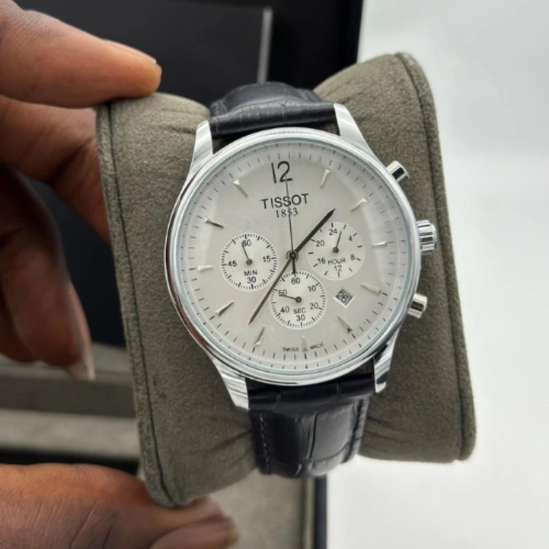 MONTRE TISSOT BLANC 1853
