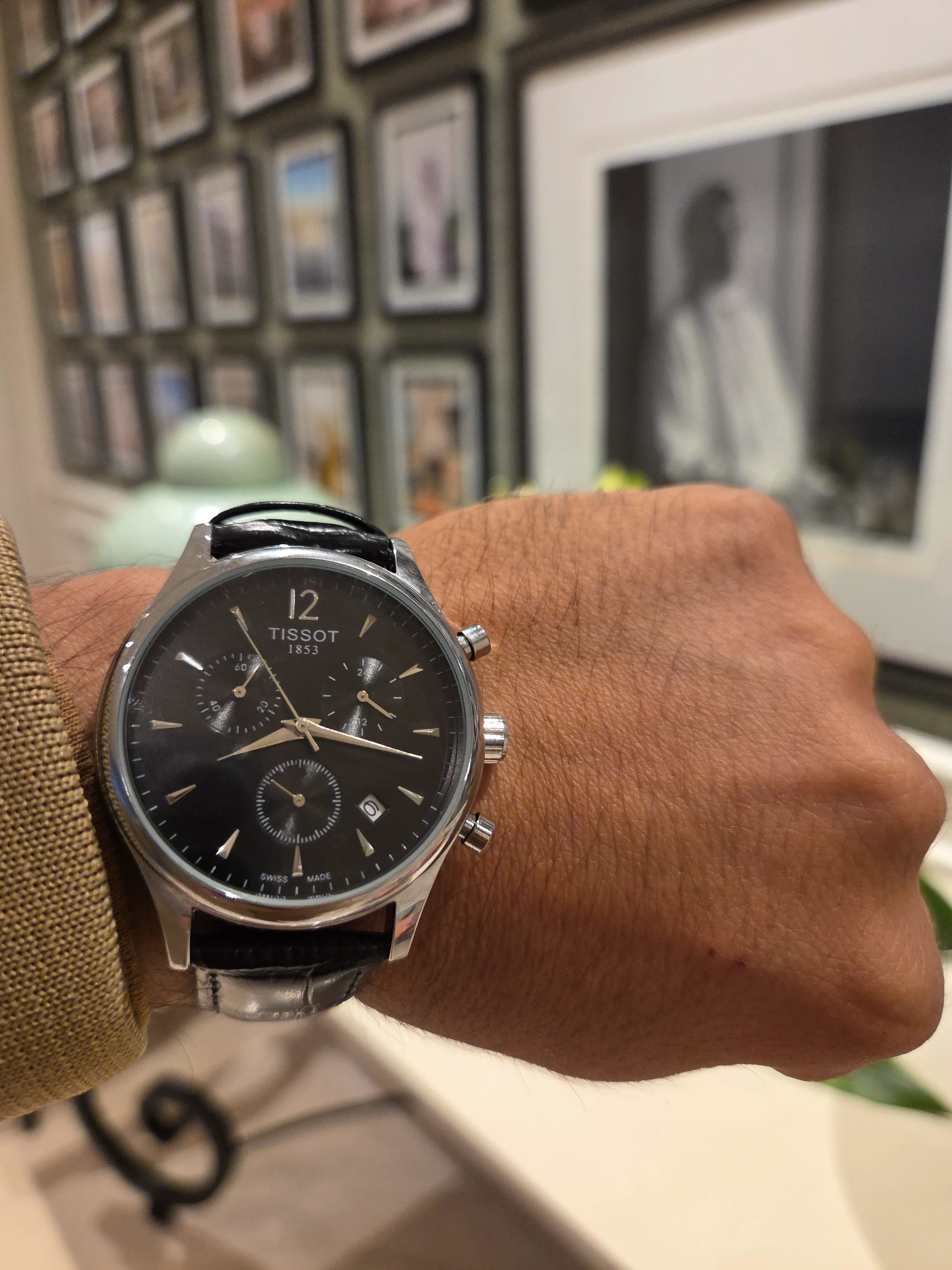 MONTRE TISSOT NOIR 1853