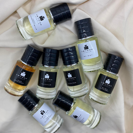 باك من العطور النسائية و الرجالية