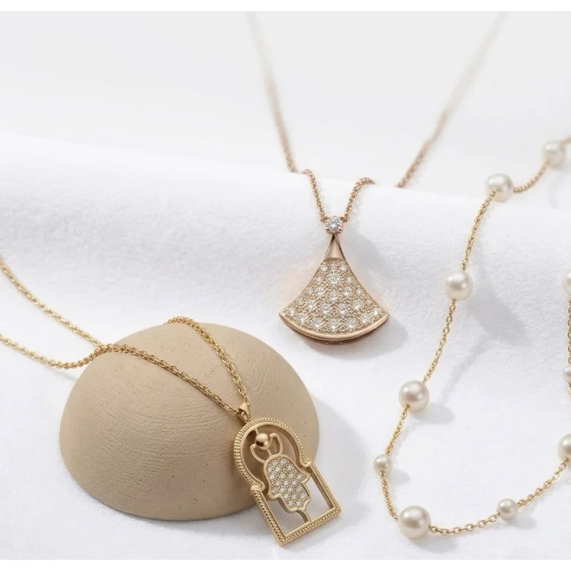 Colliers & Chaines