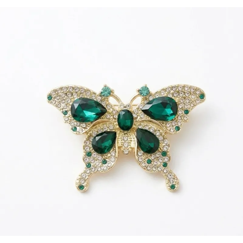 Broche strass papillon