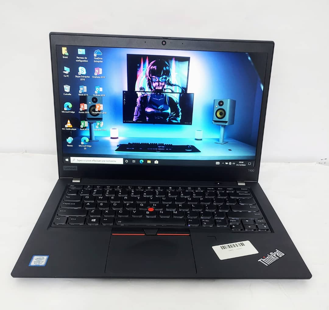Lenovo Thinkpad T490 ( i7 )