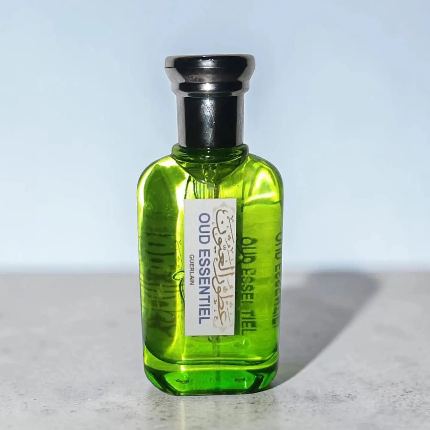 عطر مستوحى من Oud Essentiel من laayoune parfume