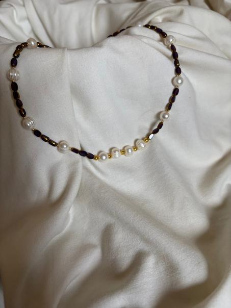 ✨ Collier Jinbian – Éclat Doré & Perles Naturelles 🤍 Pourpe