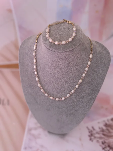 Ensemble Élégance Rosée – Collier & Bracelet en Perles d’Eau Douce