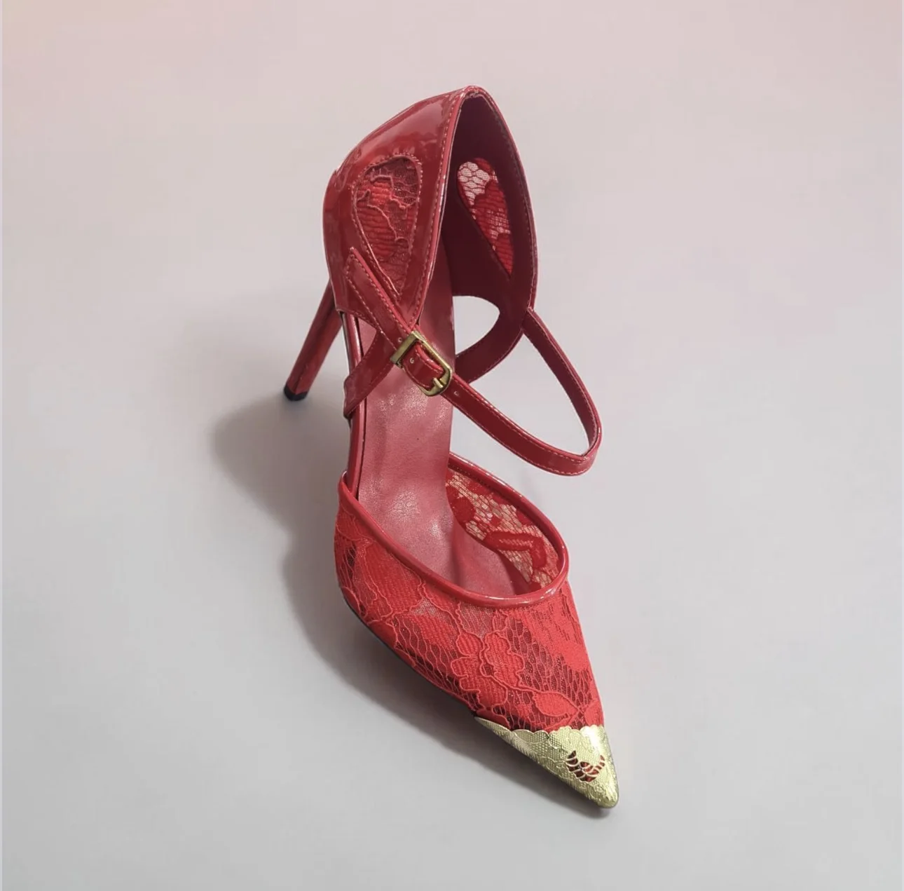 Red seduction