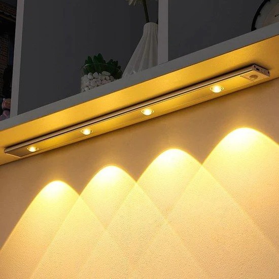 LED لاسلكي متعدد الاستخدامات من ديلومي مع مستشعر حركة