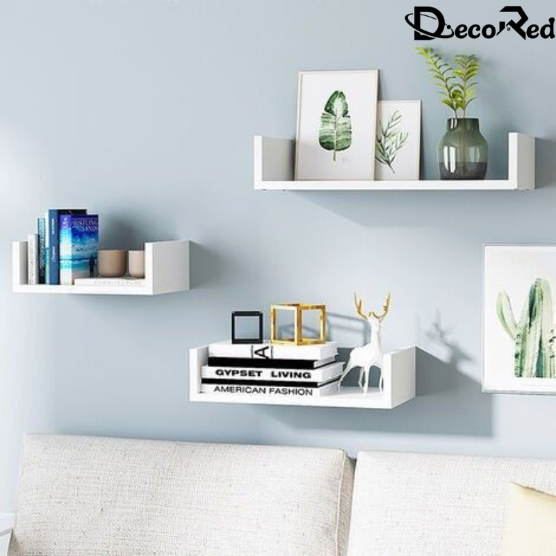 رفوف حائط عائمة على شكل حرف U مصنوعة من مادة MDF باللون الأبيض للتخزين.