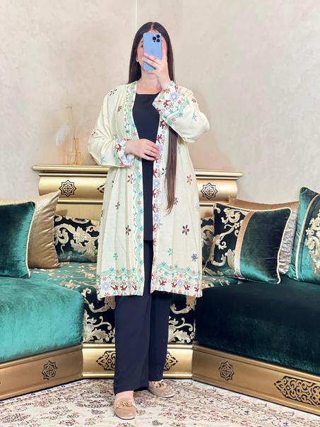 أناقة متكاملة بثلاث قطع – أنصومبل مميز