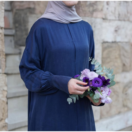 كسوة صيفية ناعمة – أناقة وانسيابية لصيف 2025